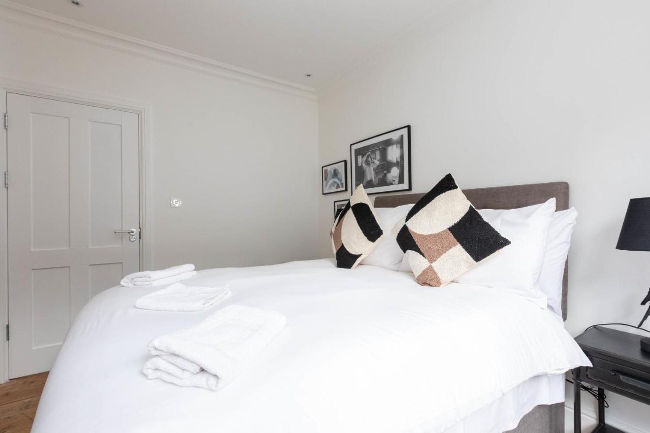 Stylish 2 Bedroom Apartment Near Oxford Street Londra Esterno foto