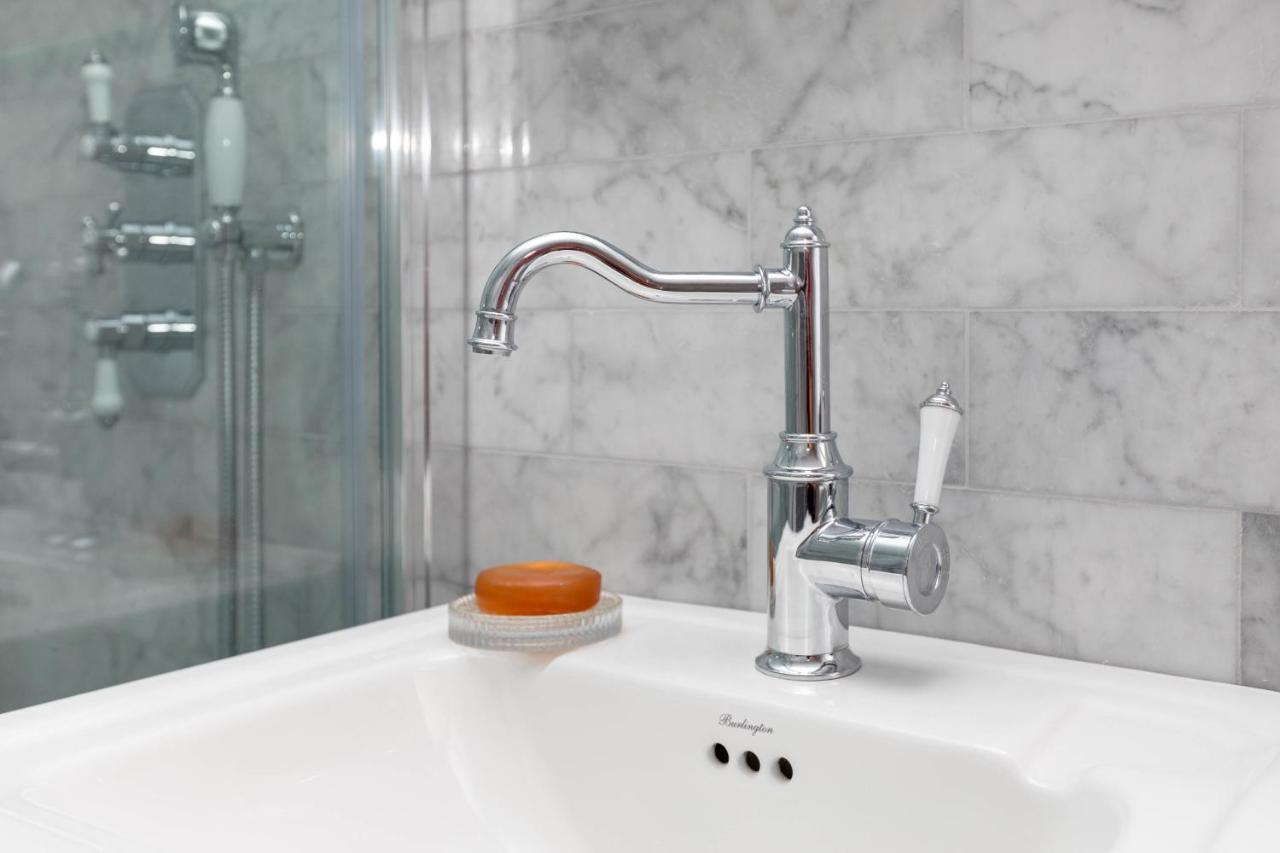 Stylish 2 Bedroom Apartment Near Oxford Street Londra Esterno foto